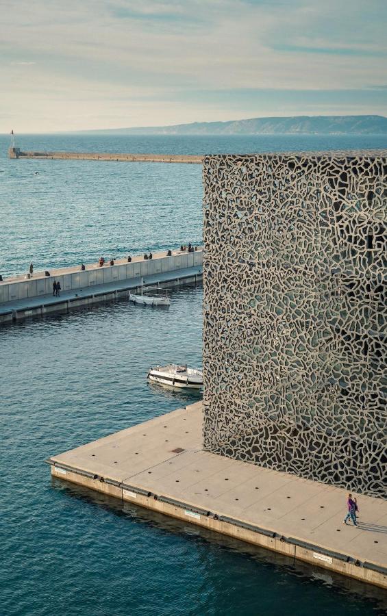 New Joliette Comfortable Well Located With Private Parking * Marseille