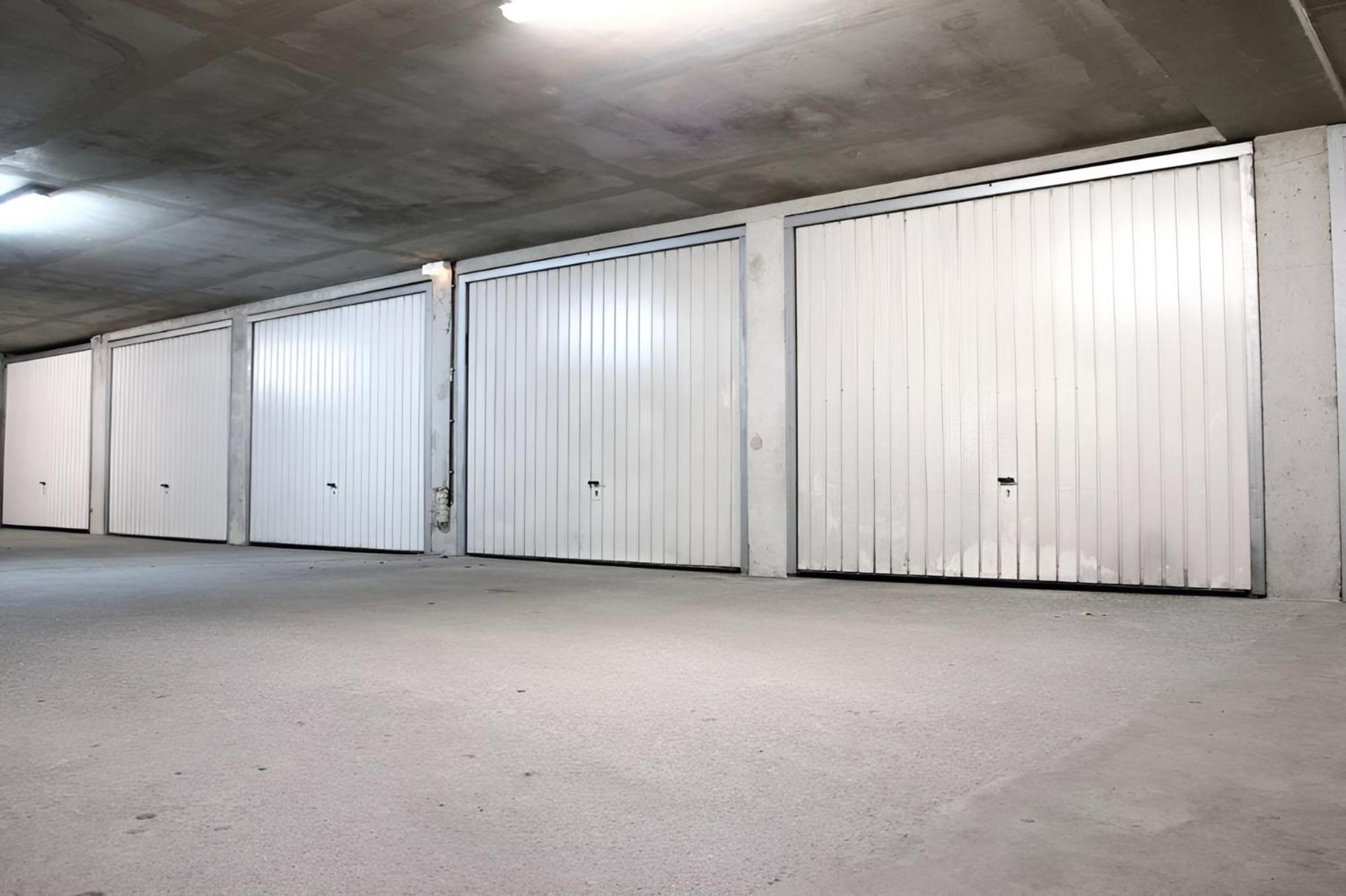 New Joliette Comfortable Well Located With Private Parking * Marseilles